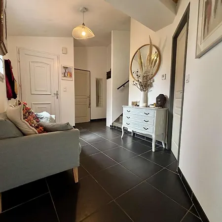 Hébergement de vacances Maison 4 Pièces Avec Terrasse Et Jardin, Proche Commerces - Fr-1-246a-355 Saint-Georges-d'Oleron