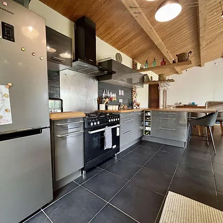 Maison 4 Pièces Avec Terrasse Et Jardin, Proche Commerces - Fr-1-246a-355 Saint-Georges-d'Oleron